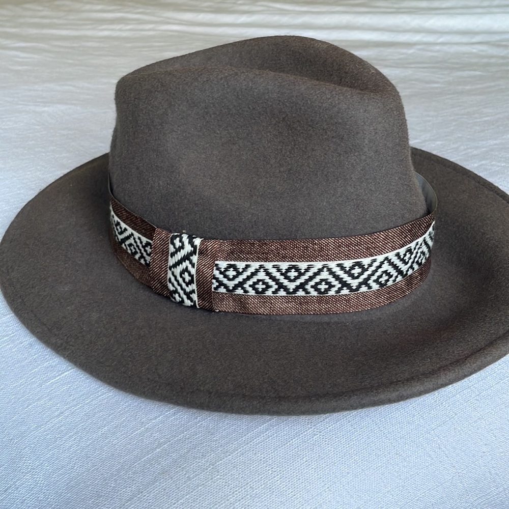Wool Hat - Picture 3 of 3
